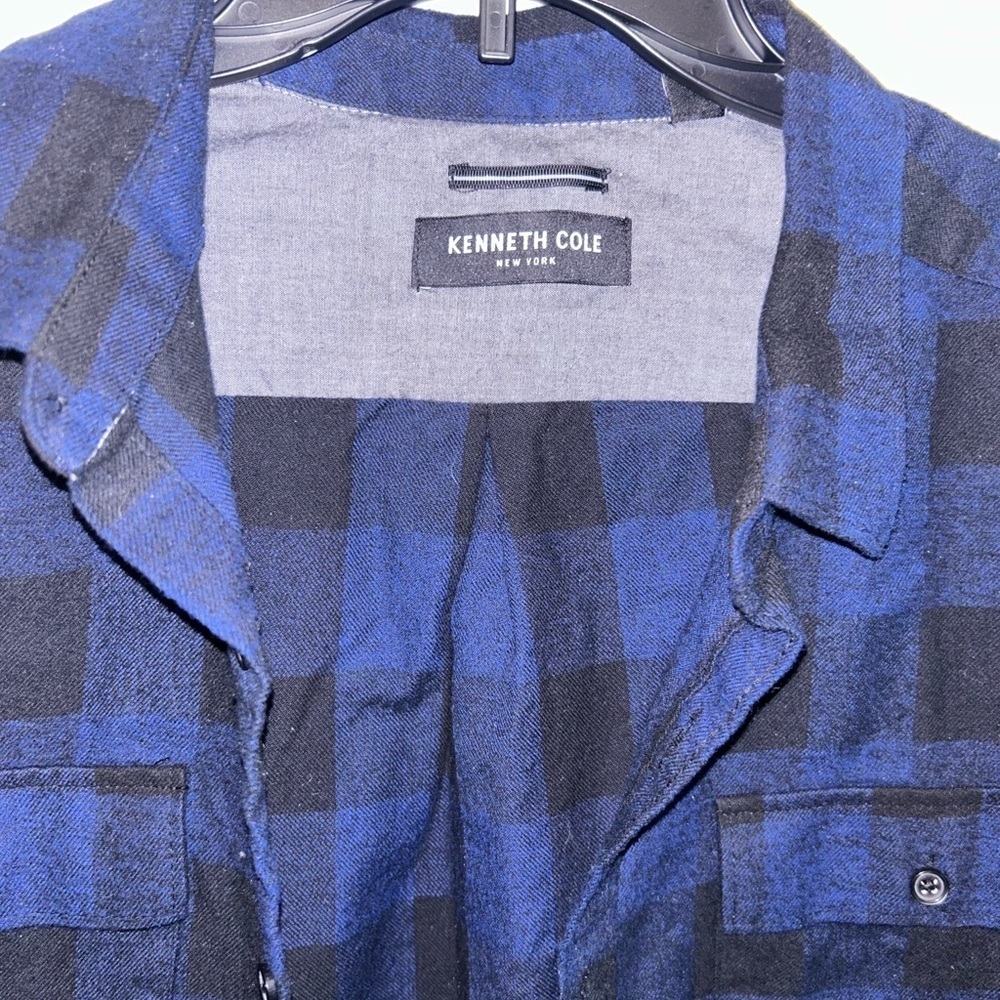 Kenneth Cole Black and Blue Checked Flannel Shirt. Size large - Picture 2 of 5